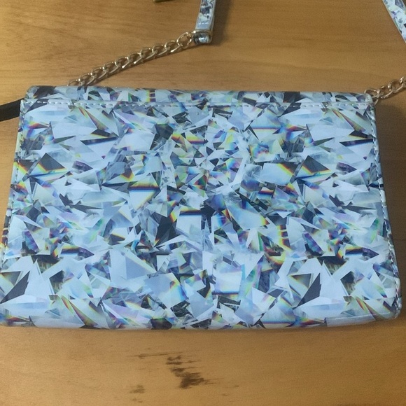 Betsey Johnson Sam Crossbody Bag Tri-Fold Wallet on Chain Strap Multi Color EUC - Picture 4 of 15